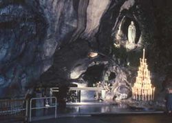 la grotte de Massabielle